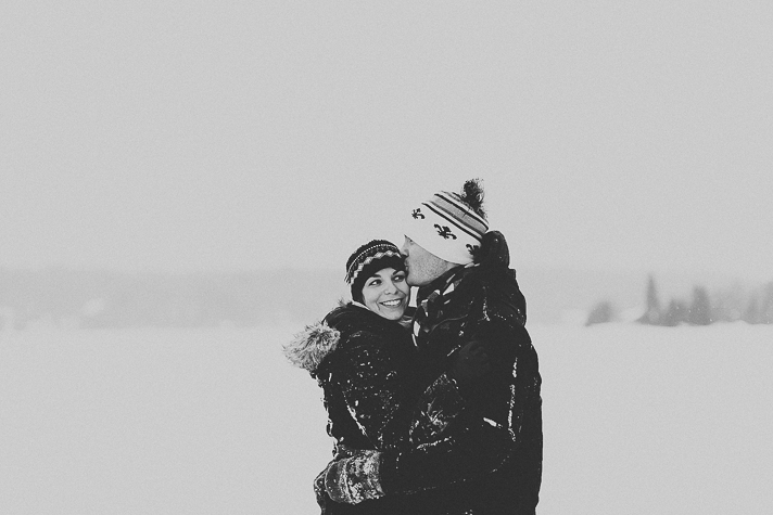 Join me on Facebook! https://www.facebook.com/Benjamin.Le.Du.Photographie Séance engagement à Montréal - Marie + Jérôme - Blog Mariage Madame C