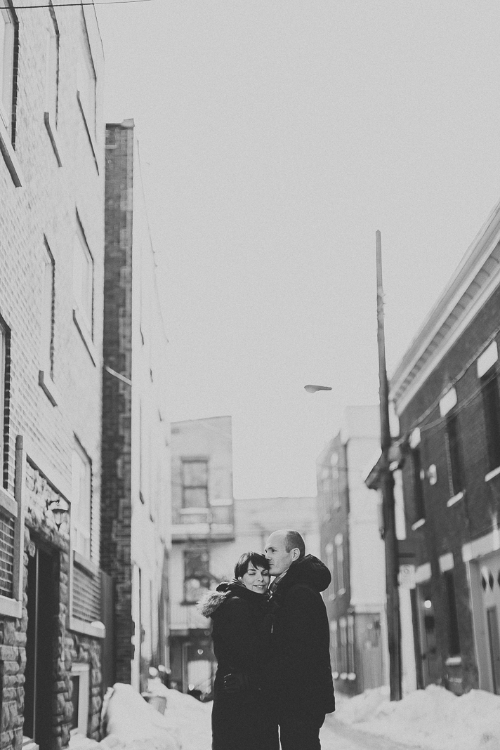 Join me on Facebook! https://www.facebook.com/Benjamin.Le.Du.Photographie Séance engagement à Montréal - Marie + Jérôme - Blog Mariage Madame C