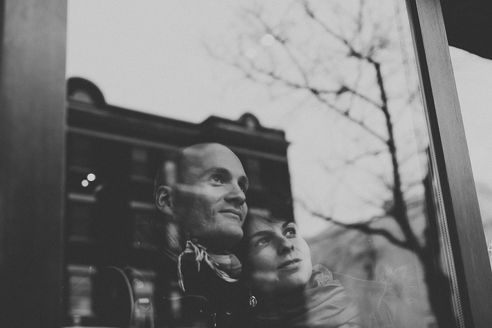 ©Benjamin Le Du - Love session dans la neige - Montreal - Canda - leblogdemadamec.fr Séance engagement à Montréal - Marie + Jérôme - Blog Mariage Madame C