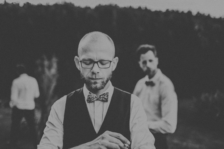 mariage-languedoc-en-petit-comite-maison-sebastien-boudot-blog-mariage-madame-c Mariage intime dans l'Hérault - Céline + Sébastien - Blog Mariage Madame C