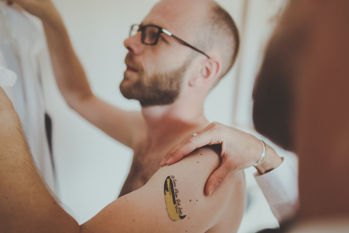 mariage-languedoc-en-petit-comite-maison-sebastien-boudot-blog-mariage-madame-c Mariage intime dans l'Hérault - Céline + Sébastien - Blog Mariage Madame C