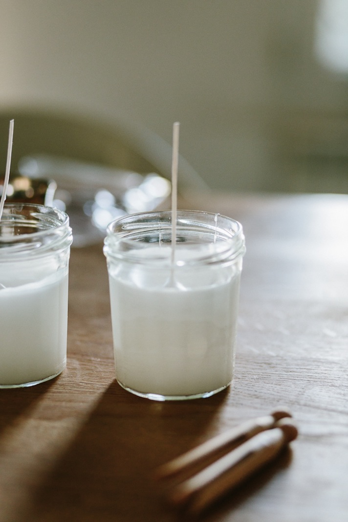 DIY Candles for Christmas - Madame C Wedding Blog DIY Candles for Christmas - Madame C Wedding Blog