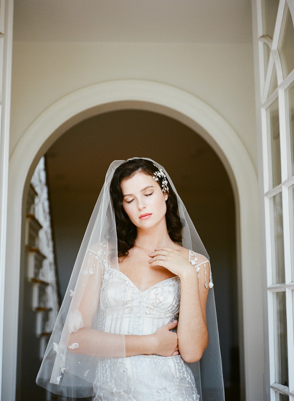 Claire Pettibone, créatrice de robes de mariée // Crédit - Céline Chhuon
