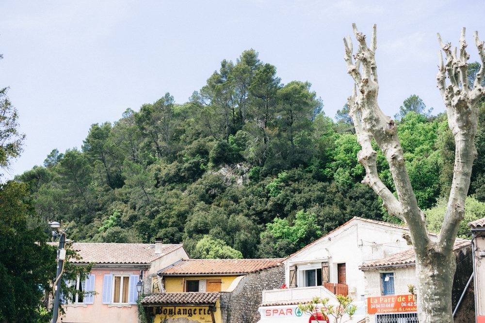 Un mariage au Mas de la Grillonne - Emma + Sylvain - Blog Mariage Madame C Un mariage au Mas de la Grillonne - Emma + Sylvain - Blog Mariage Madame C