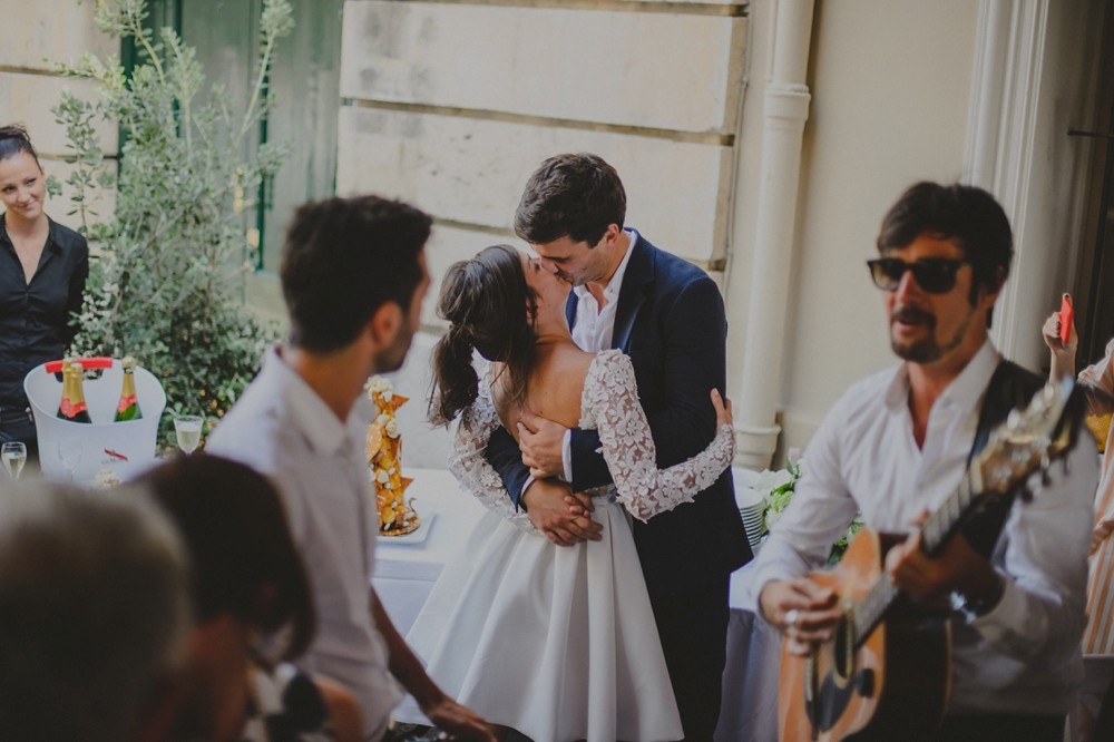 Mariage sur une plage privée à Saint Jean de Cap Ferrat - Caroline + Baptiste - Blog Mariage Madame C Mariage sur une plage privée à Saint Jean de Cap Ferrat - Caroline + Baptiste - Blog Mariage Madame C