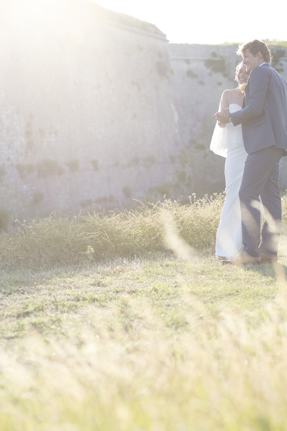 Un mariage sur l'île de Ré, au fort de la Prée - Elodie + Olivier - Blog Mariage Madame C Un mariage sur l'île de Ré, au fort de la Prée - Elodie + Olivier - Blog Mariage Madame C
