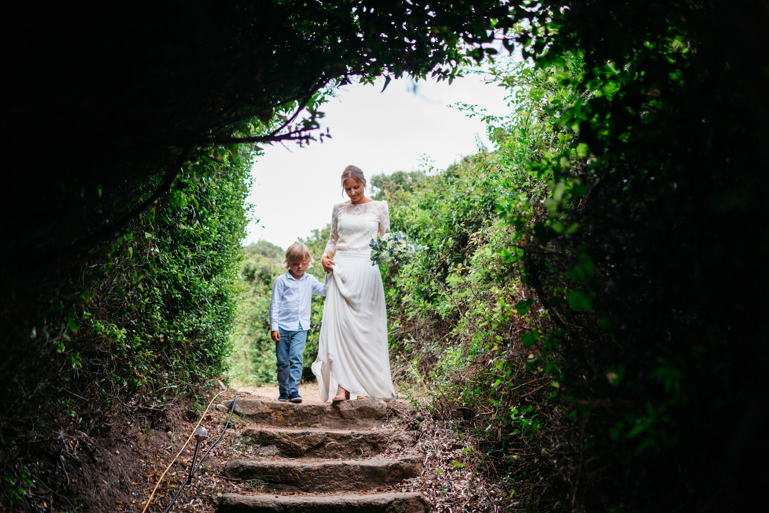 Mariage sur une crique privée en Corse - Blog Mariage Madame C bodartstudio-mariage-corse-plage-le_blog_de_madame_c-31