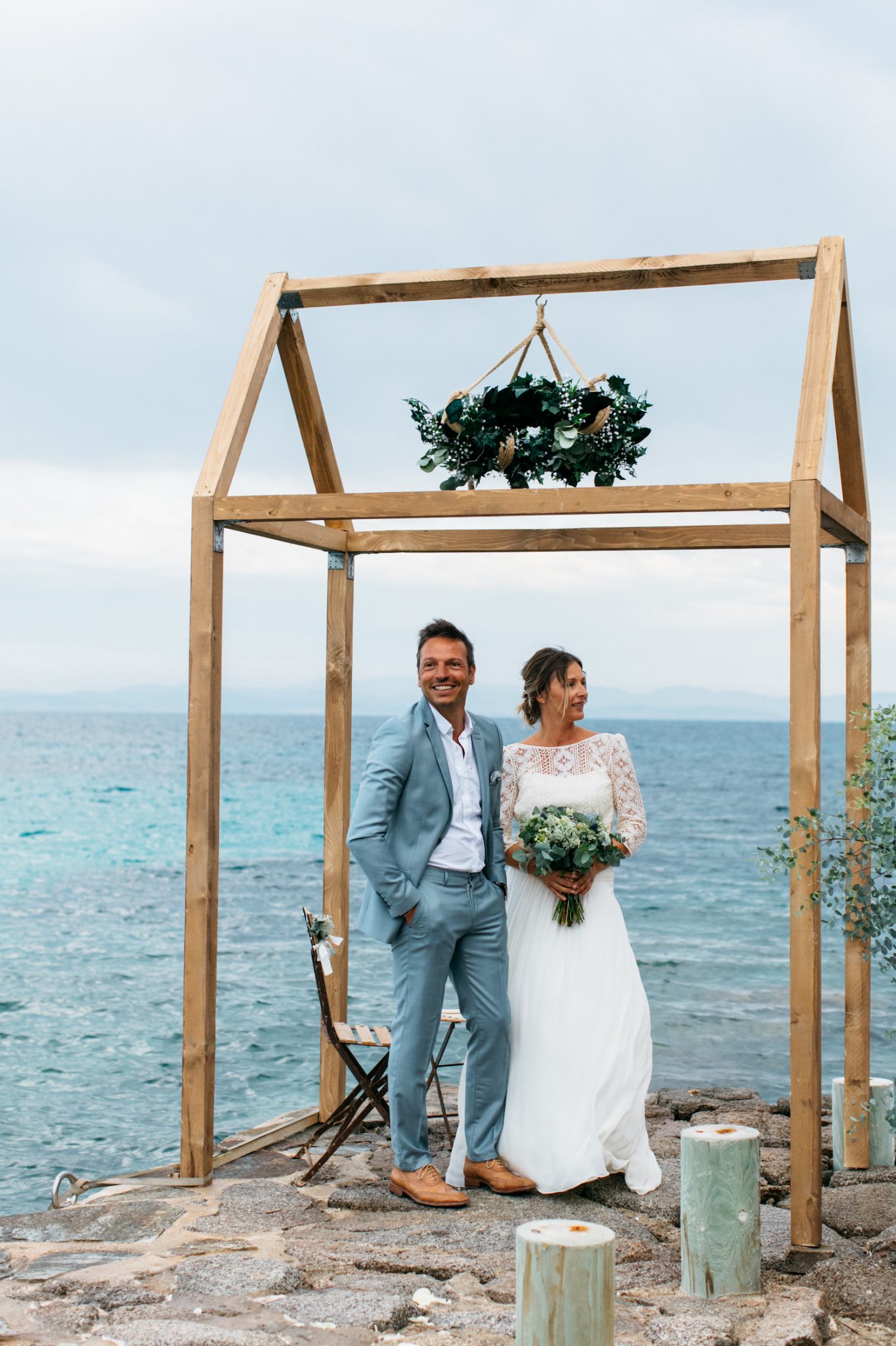 Mariage sur une crique privée en Corse - Blog Mariage Madame C bodartstudio-mariage-corse-plage-le_blog_de_madame_c-33