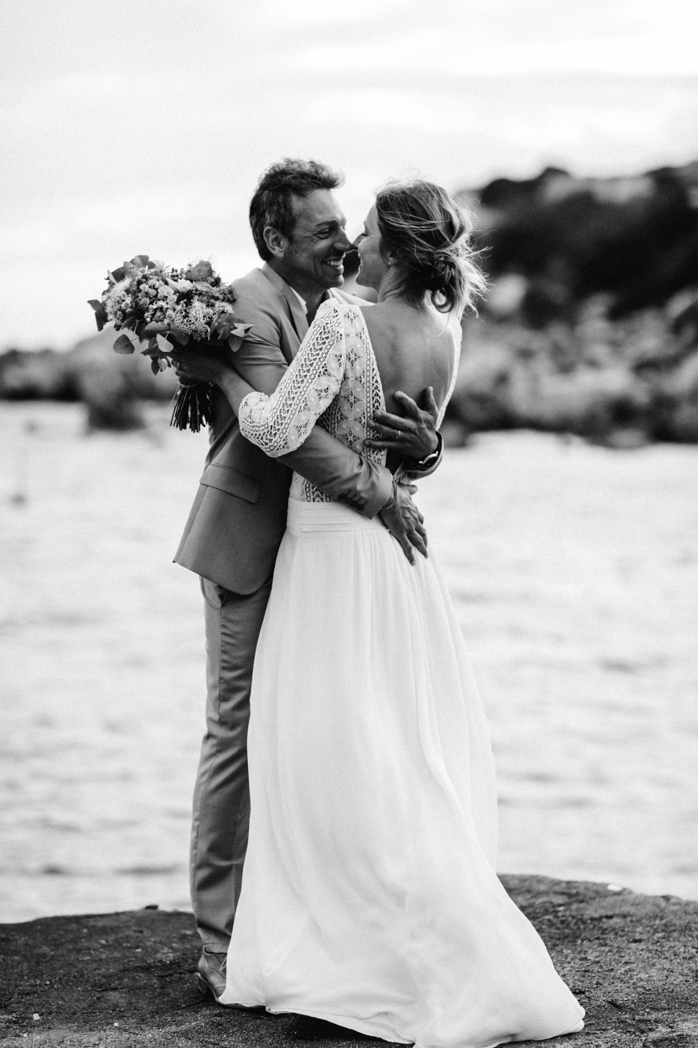 Mariage sur une crique privée en Corse - Blog Mariage Madame C Mariage sur une crique privée en Corse - Blog Mariage Madame C