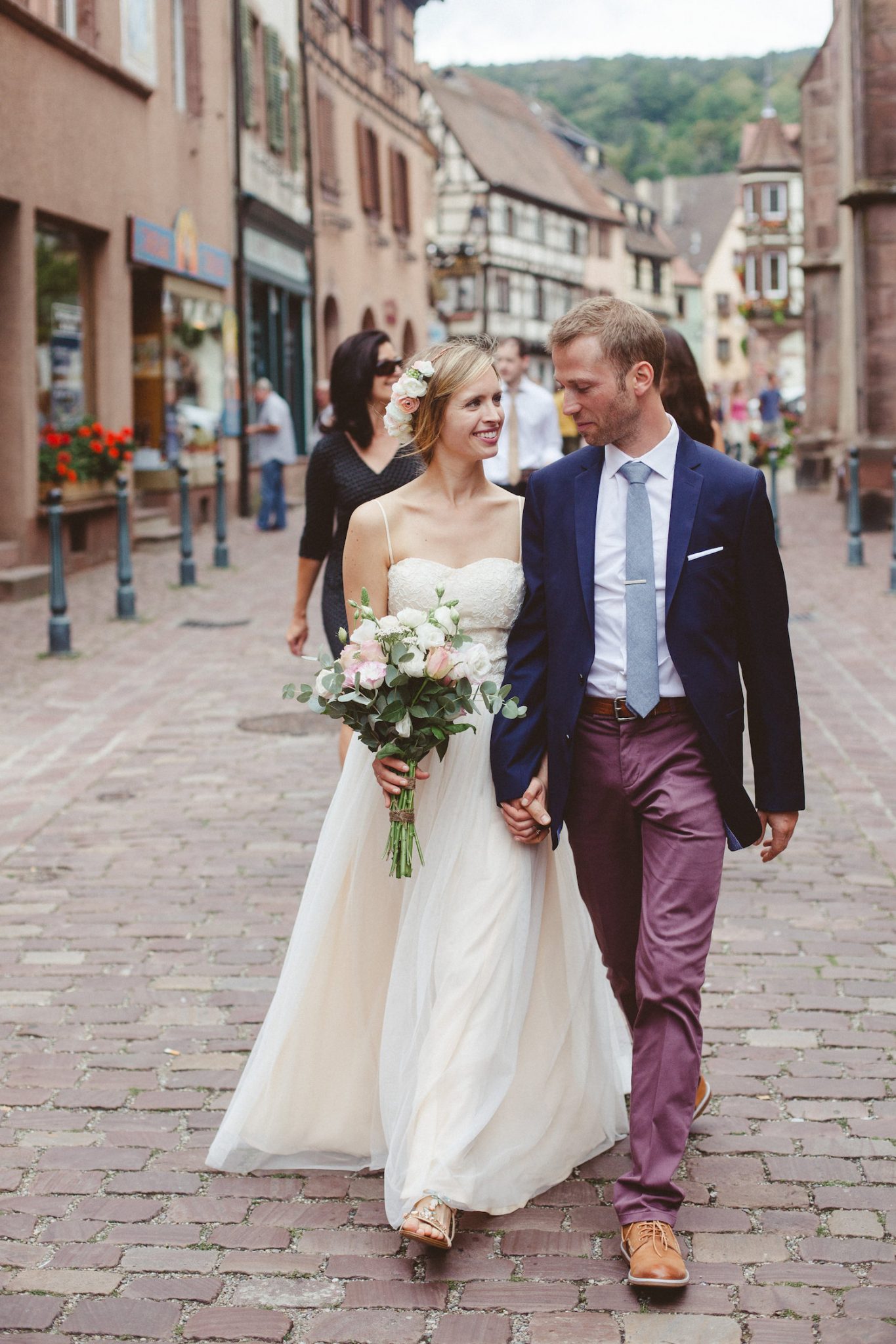 Mariage dans une ferme en Alsace - Lauren + Gaspard - Blog Mariage Madame C Mariage dans une ferme en Alsace - Lauren + Gaspard - Blog Mariage Madame C