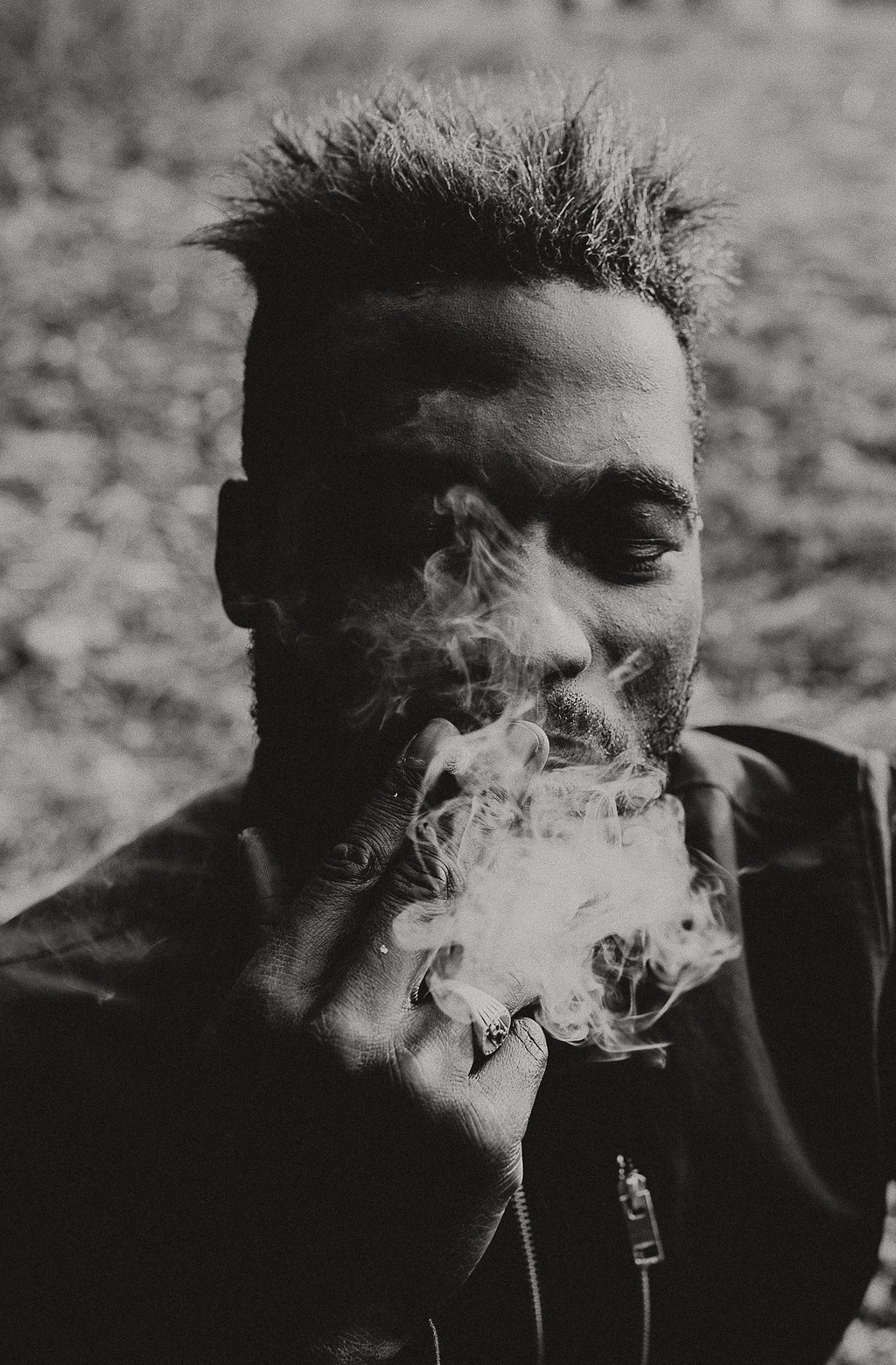 Une séance d'amoureux aux Carroz-d’Arâches - Clémence + Jean-Baptiste - Blog Mariage Madame C Une séance d'amoureux aux Carroz-d’Arâches - Clémence + Jean-Baptiste - Blog Mariage Madame C