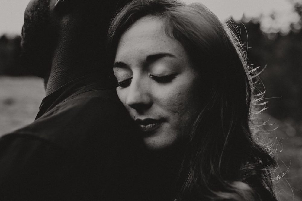 Une séance d'amoureux aux Carroz-d’Arâches - Clémence + Jean-Baptiste - Blog Mariage Madame C Une séance d'amoureux aux Carroz-d’Arâches - Clémence + Jean-Baptiste - Blog Mariage Madame C