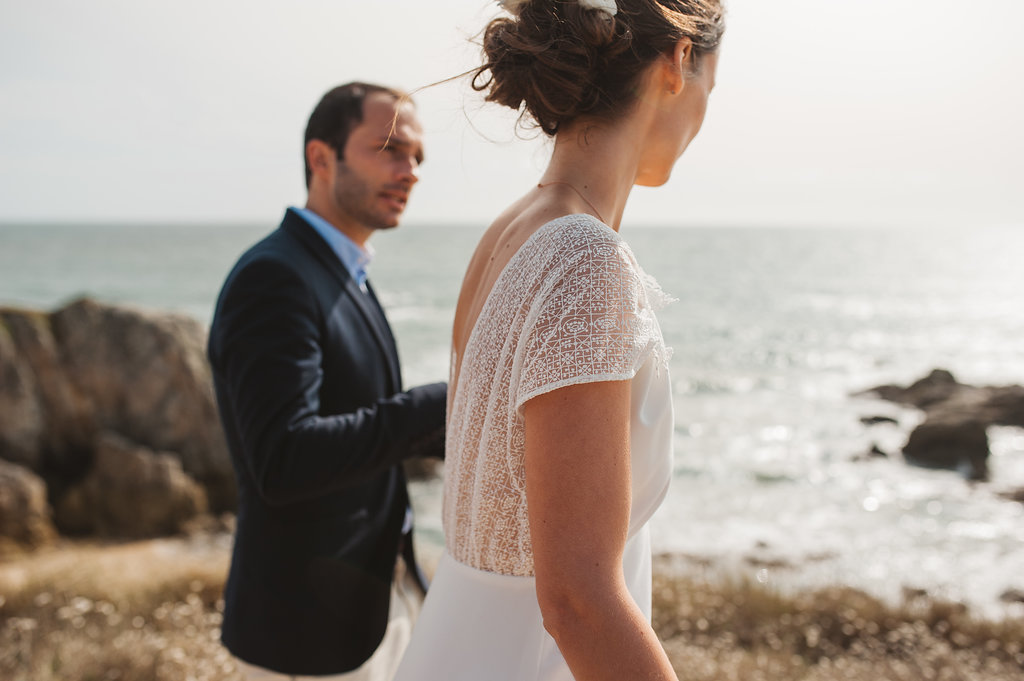 Un mariage sous la falaise - Alexandra + Nicolas - Blog Mariage Madame C