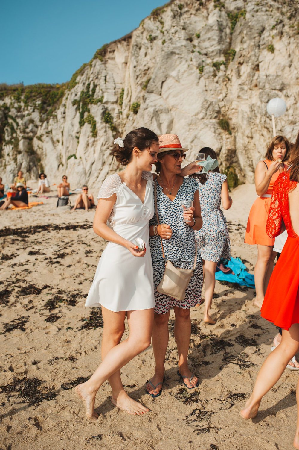 Un mariage sous la falaise - Alexandra + Nicolas - Blog Mariage Madame C