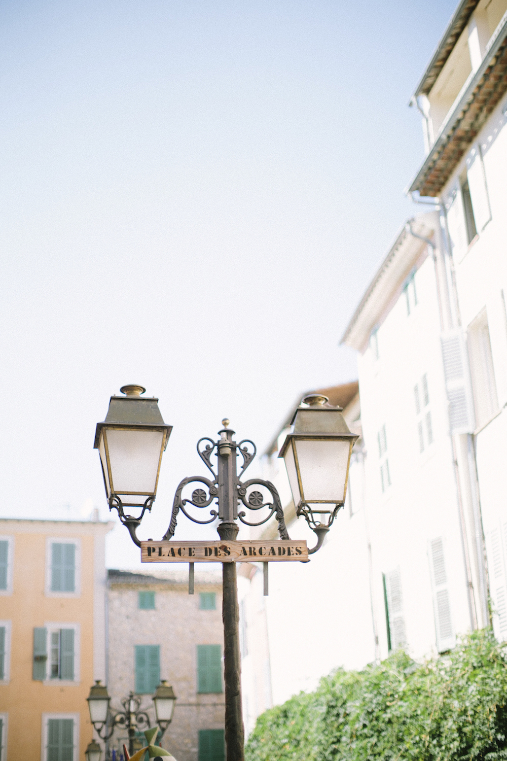 Mariage à Antibes - Laurine + Maxime - Blog Mariage Madame C