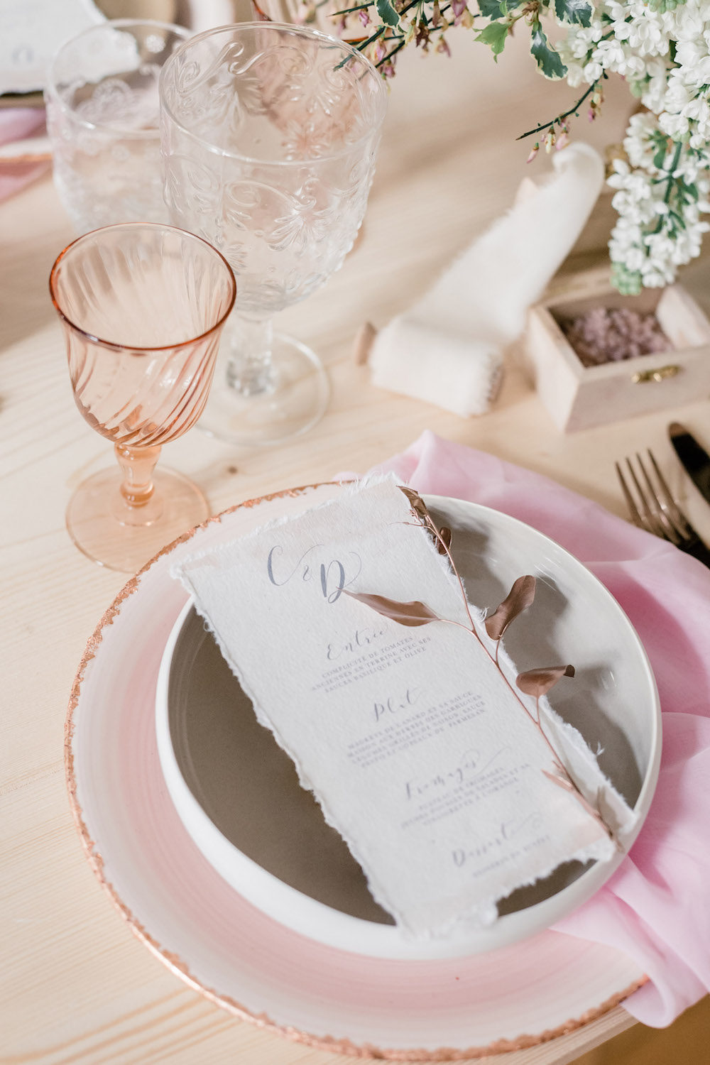 Mariage romantique aux couleurs poudrées - Blog Mariage Madame C