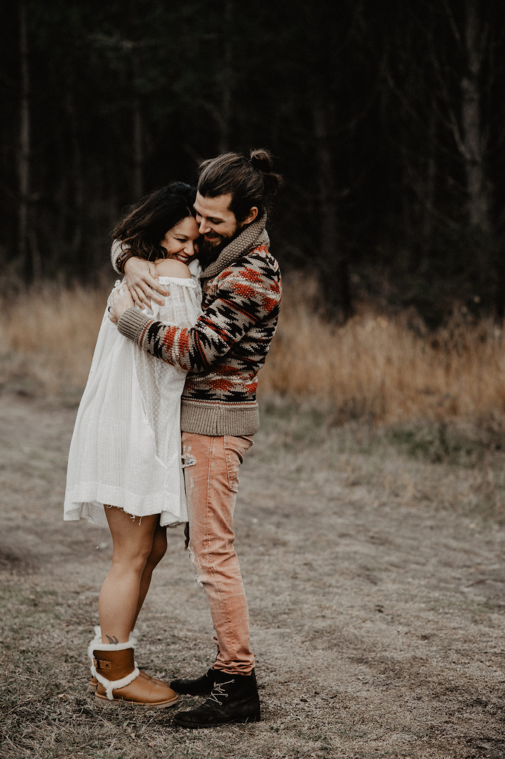 Une séance d'engagement en forêt - Jessica et Joris - Blog Mariage Madame C Une séance d'engagement en forêt - Jessica et Joris - Blog Mariage Madame C