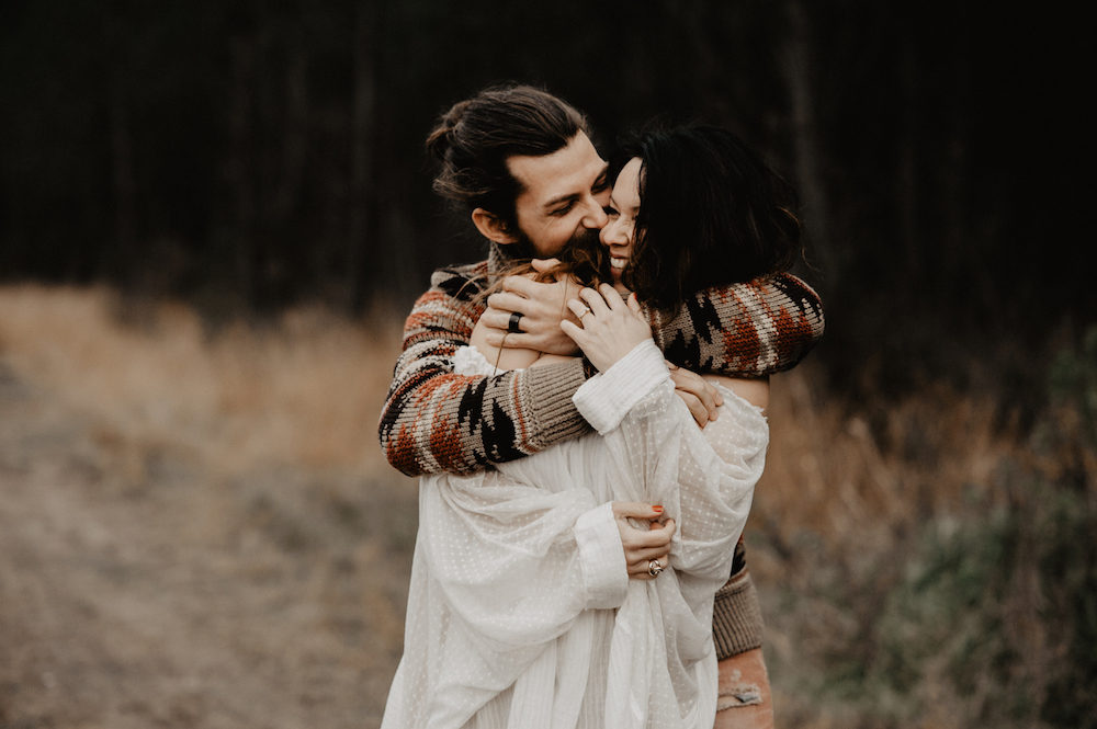 Une séance d'engagement en forêt - Jessica et Joris - Blog Mariage Madame C Une séance d'engagement en forêt - Jessica et Joris - Blog Mariage Madame C