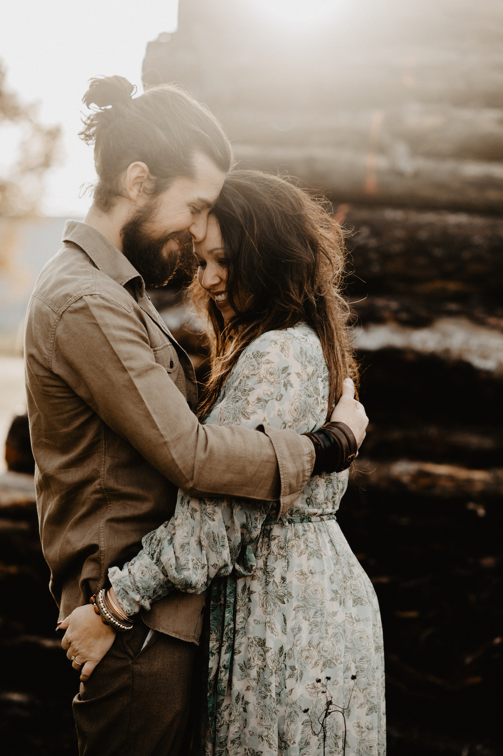 Une séance d'engagement en forêt - Jessica et Joris - Blog Mariage Madame C