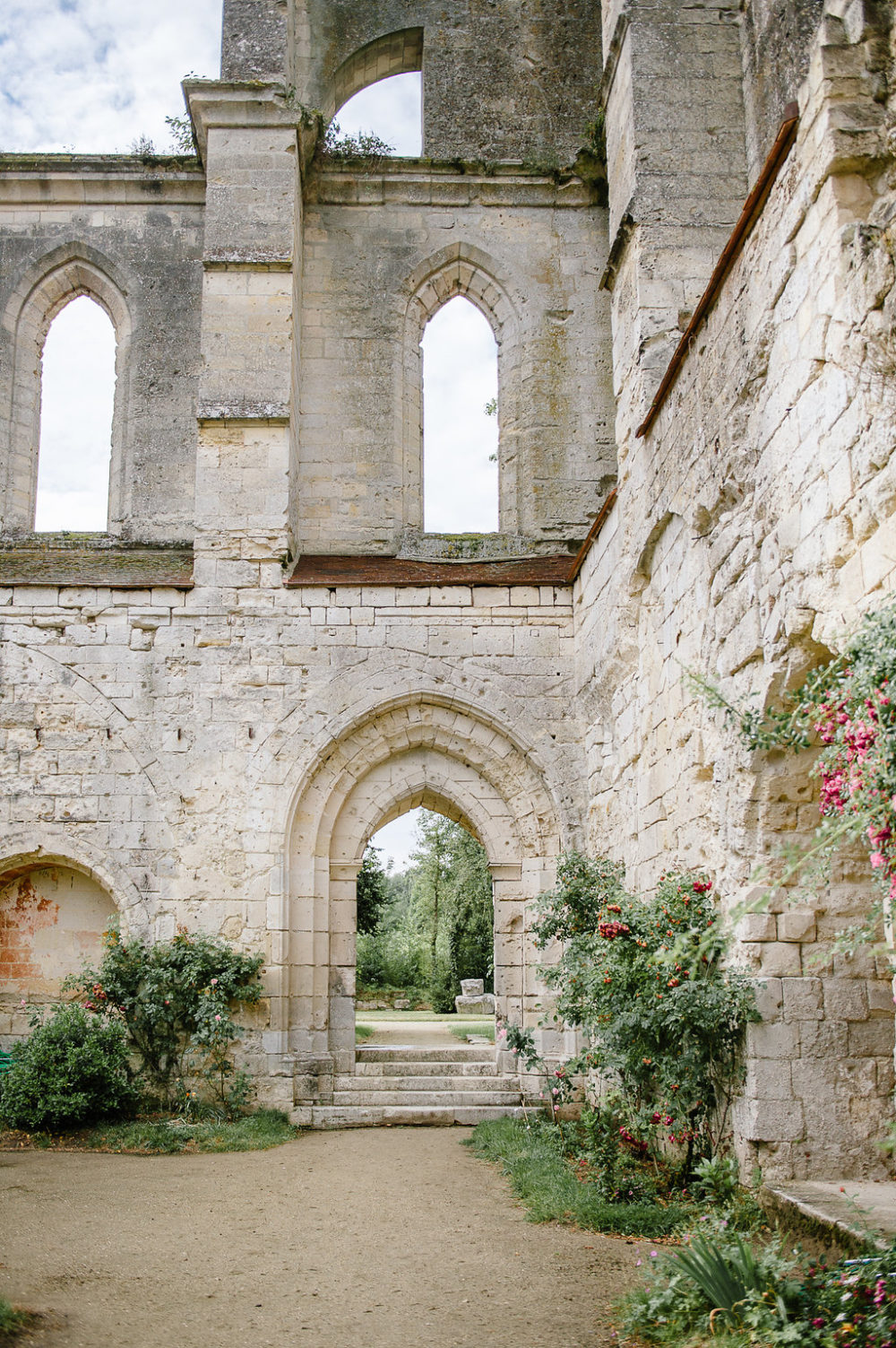 Un mariage dans l'Aisne à l'Abbaye de Longpont - Laura + Damien - Blog Mariage Madame C
