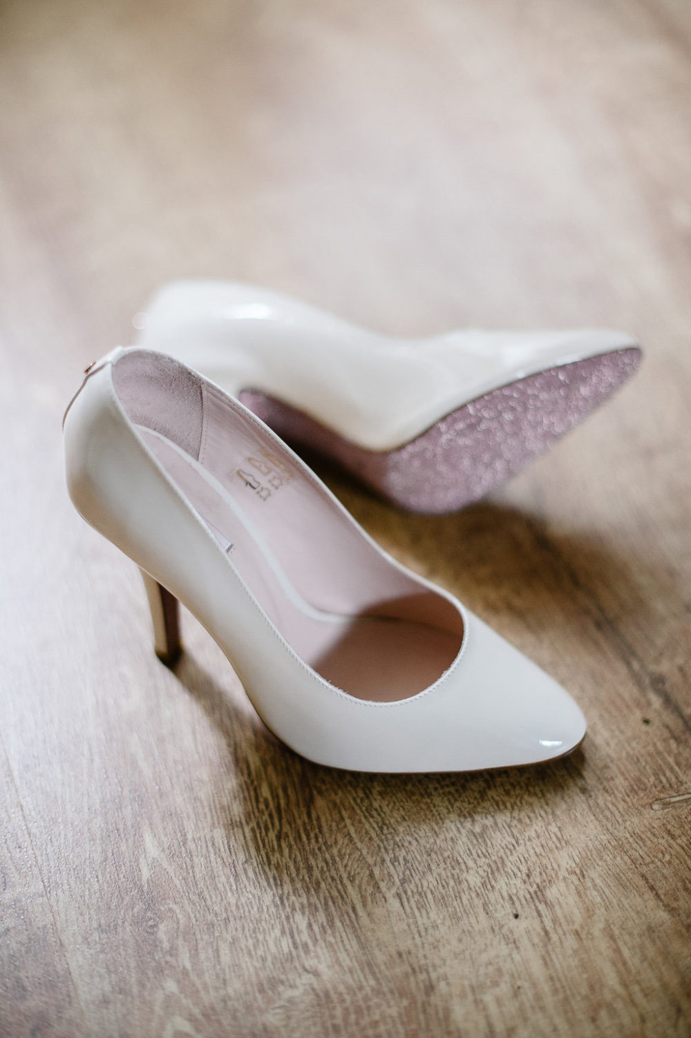 Un mariage dans l'Aisne à l'Abbaye de Longpont - Laura + Damien - Blog Mariage Madame C Un mariage dans l'Aisne à l'Abbaye de Longpont - Laura + Damien - Blog Mariage Madame C