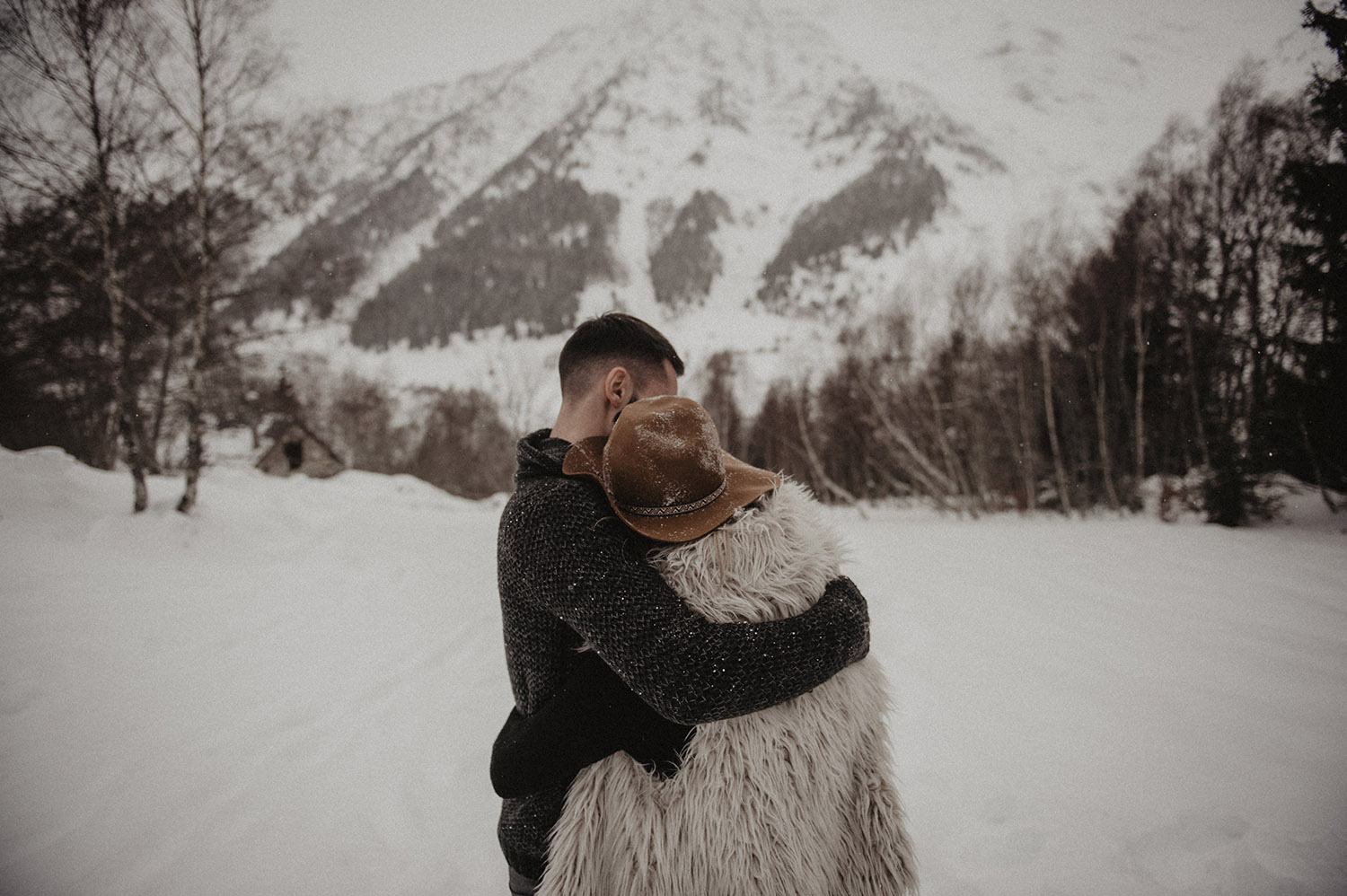 Escapade hivernale dans les Pyrénées - Cindy + Florian - Blog Mariage Madame C