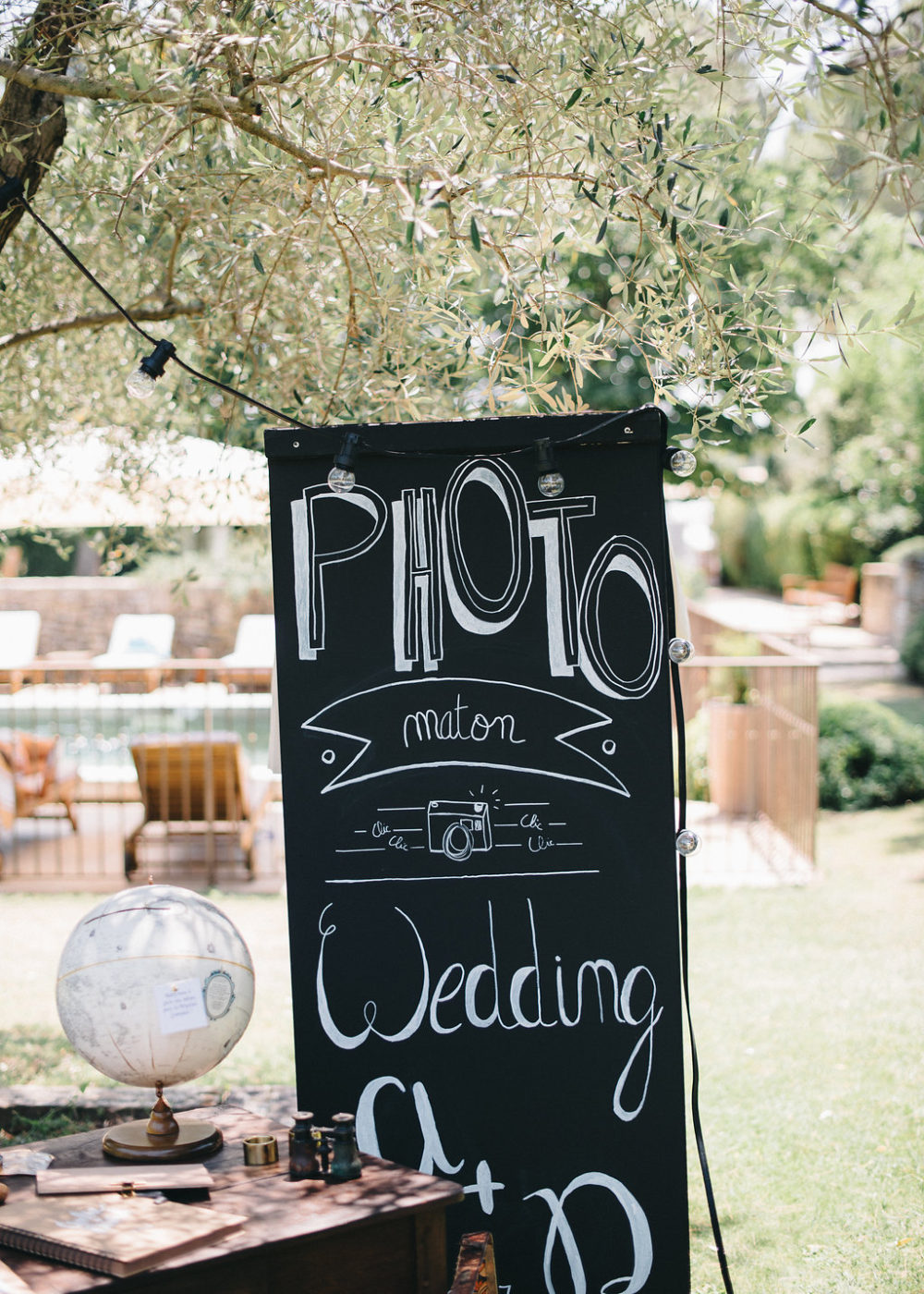 Mariage de Provence à la Tour Vaucros - Ambre + David - Blog Mariage Madame C