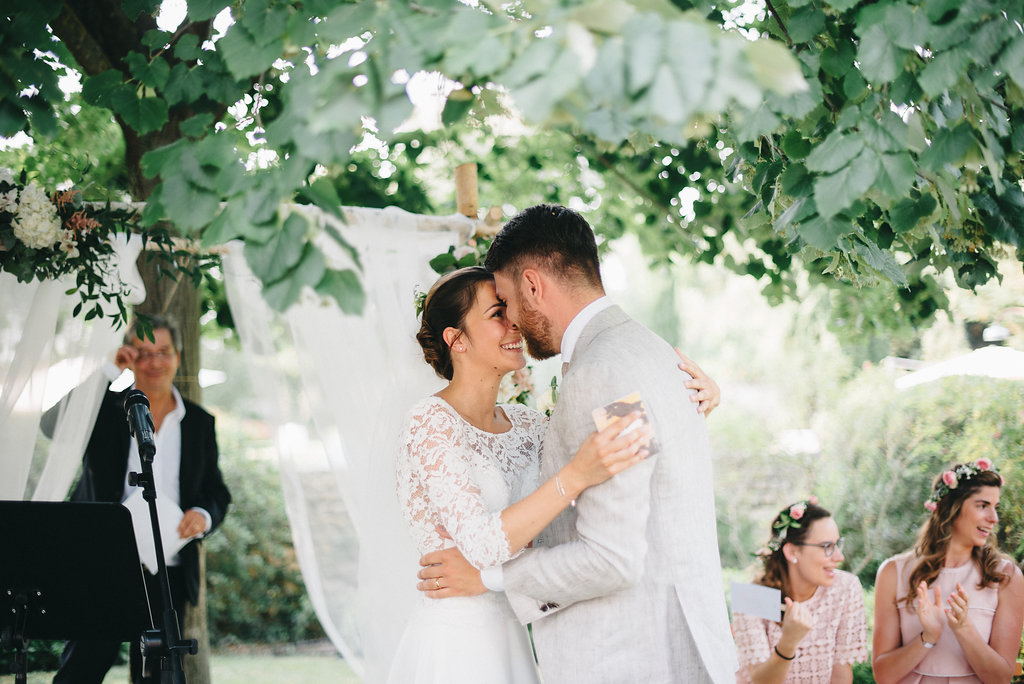 Mariage de Provence à la Tour Vaucros - Ambre + David - Blog Mariage Madame C
