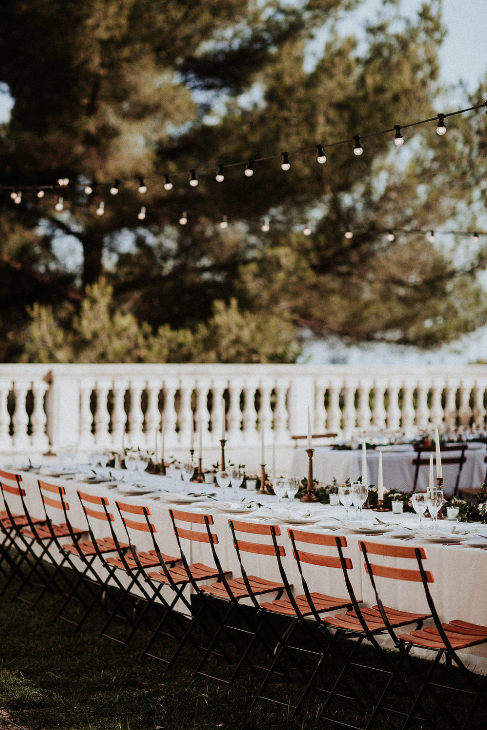 Mariage romantique au Château Saint Georges à Grasse - Sarah + Ross - Blog Mariage Madame C