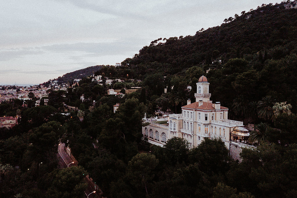 Mariage romantique au Château Saint Georges à Grasse - Sarah + Ross - Blog Mariage Madame C