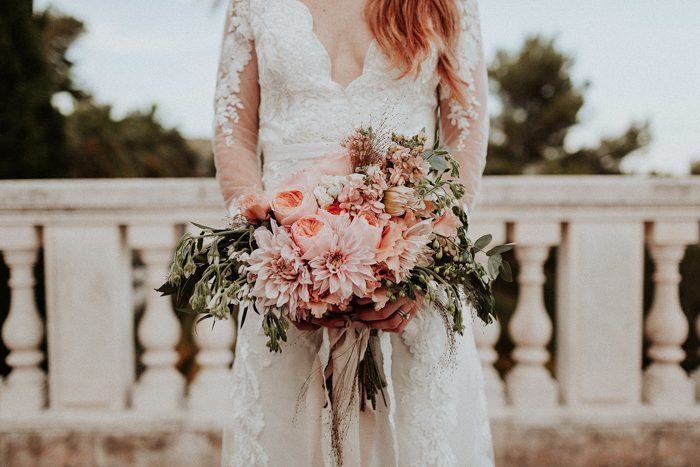 Mariage romantique au Château Saint Georges à Grasse - Sarah + Ross - Blog Mariage Madame C