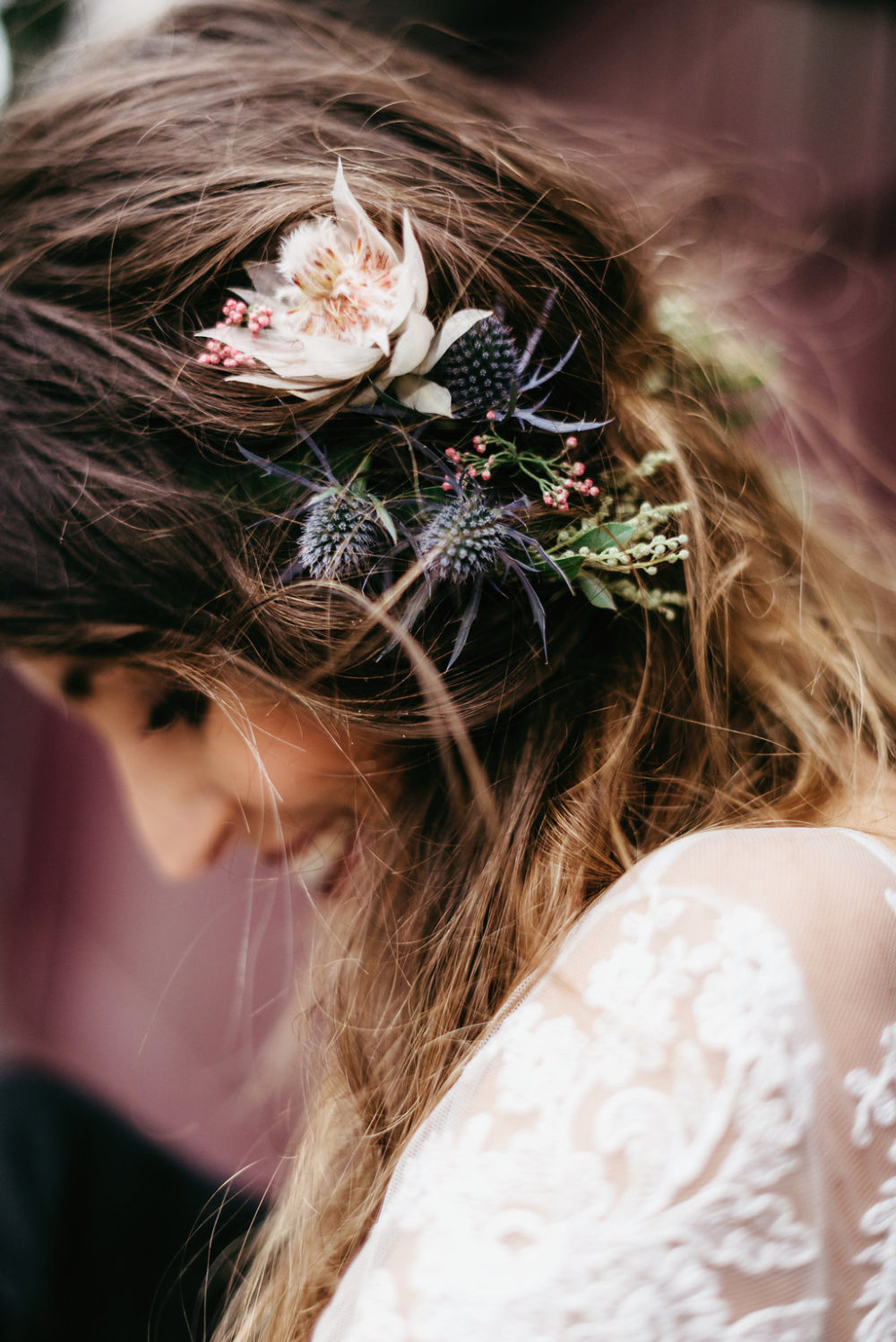 Bride in the street - Blog Mariage Madame C