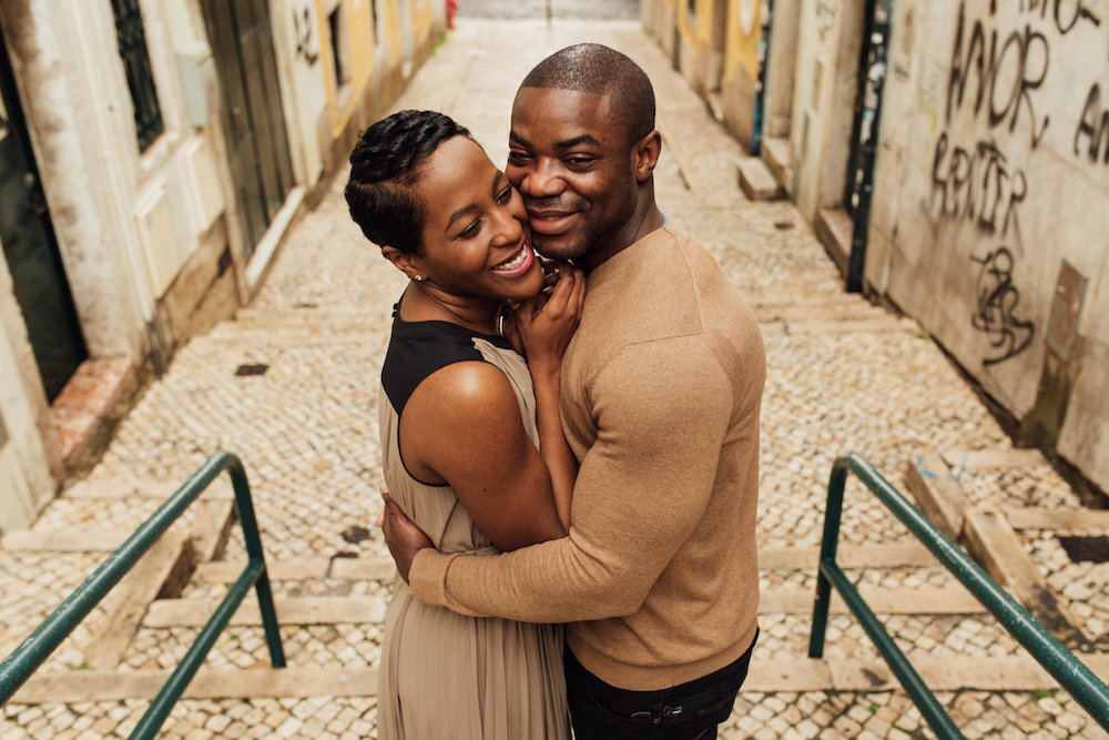 Une séance engagement à Lisbonne - Titilayo + Emmanuel - Blog Mariage Madame C Une séance engagement à Lisbonne - Titilayo + Emmanuel - Blog Mariage Madame C