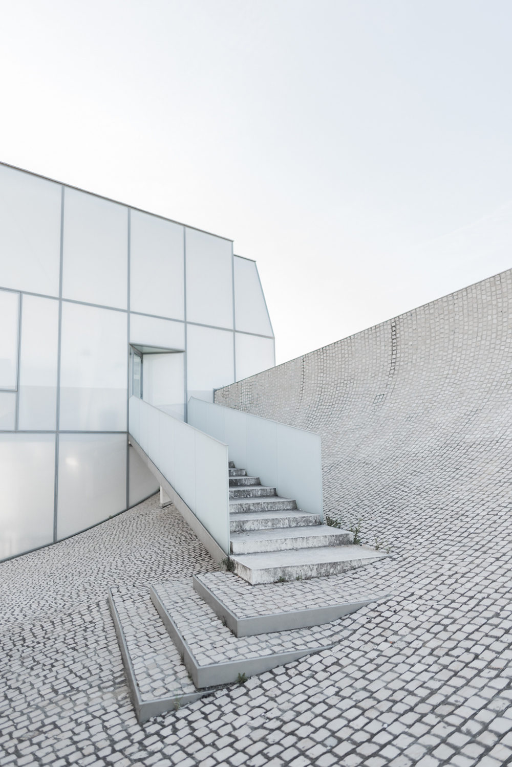 RDV surprise à Biarritz - Pauline + Jules - Blog Mariage Madame C