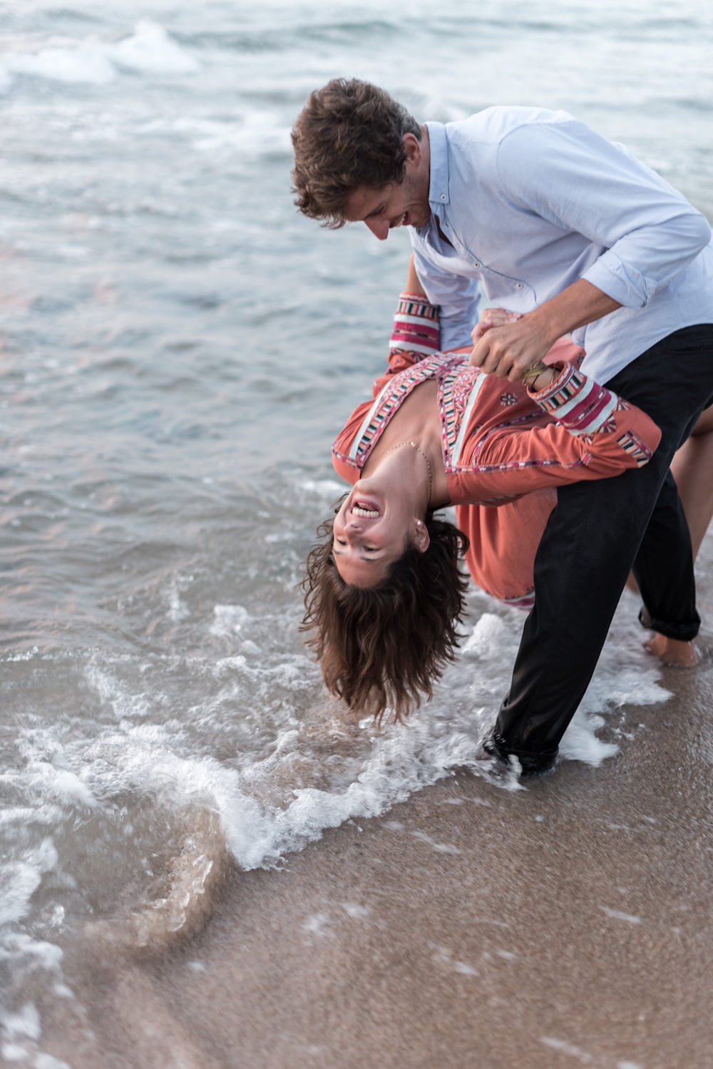 RDV surprise à Biarritz - Pauline + Jules - Blog Mariage Madame C