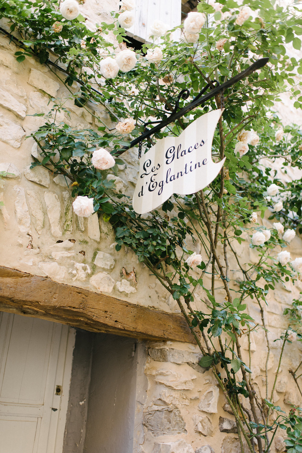 Mariage d'été en petit comité - Momoko + Romain - Blog Mariage Madame C