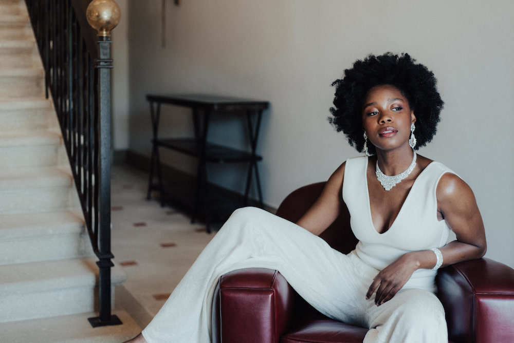 Robes de mariée L’Amoureuse by Ingrid Fey - "Welcome to Amourwood" - Blog Mariage Madame C Robes de mariée L’Amoureuse by Ingrid Fey - "Welcome to Amourwood" - Blog Mariage Madame C