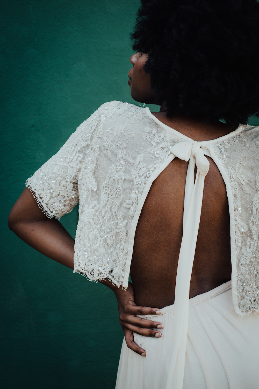 Robes de mariée L’Amoureuse by Ingrid Fey - "Welcome to Amourwood" - Blog Mariage Madame C Robes de mariée L’Amoureuse by Ingrid Fey - "Welcome to Amourwood" - Blog Mariage Madame C