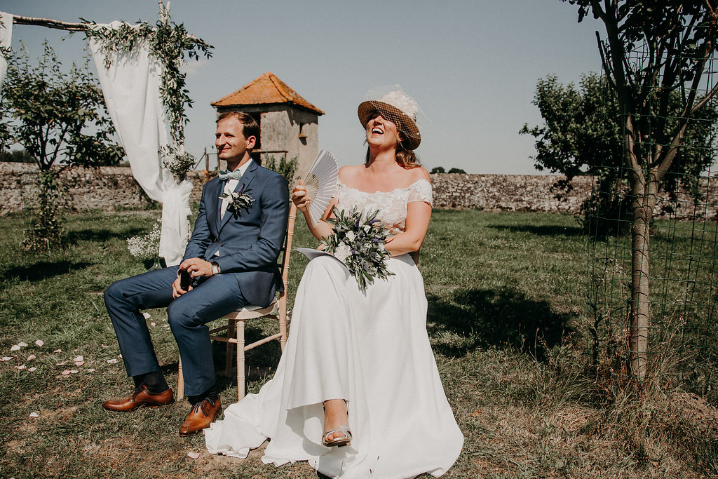 Mariage de campagne au Domaine de l'Ecart - Laurène + Razvan - Blog Mariage Madame C Mariage de campagne au Domaine de l'Ecart - Laurène + Razvan - Blog Mariage Madame C