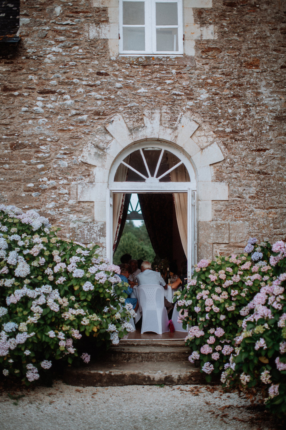 Un mariage au Manoir de Kerougas - Alice + Benjamin - Blog Mariage Madame C