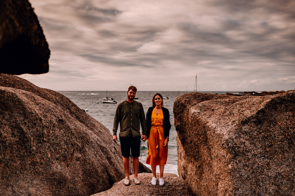 Rendez-vous sur la Côte de granit rose à Trégastel - Camille + Arthur - Blog Mariage Madame C