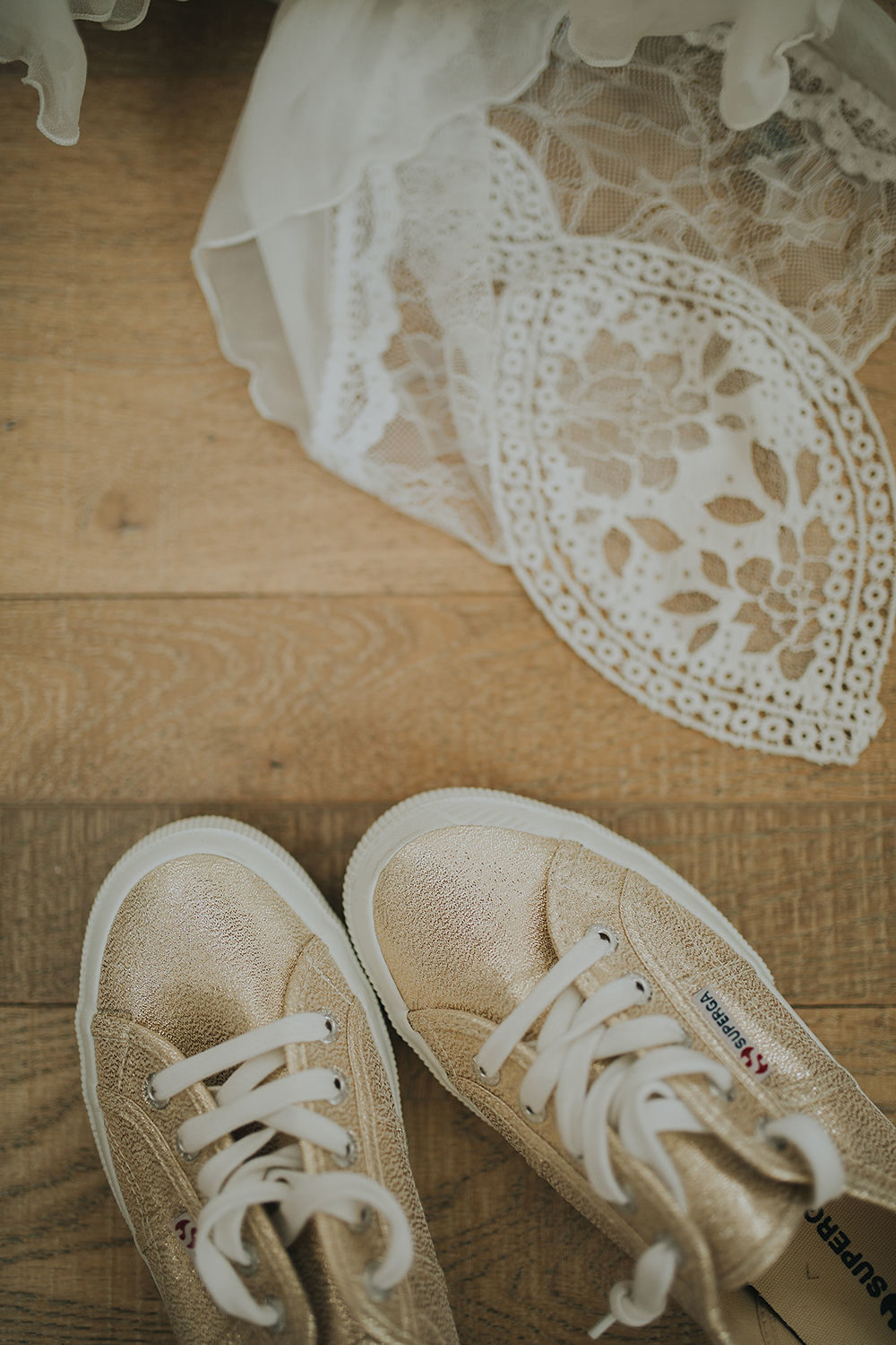 Une fête de l'amour à la Grange aux Fées - Joséphine + Léopold - Blog Mariage Madame C