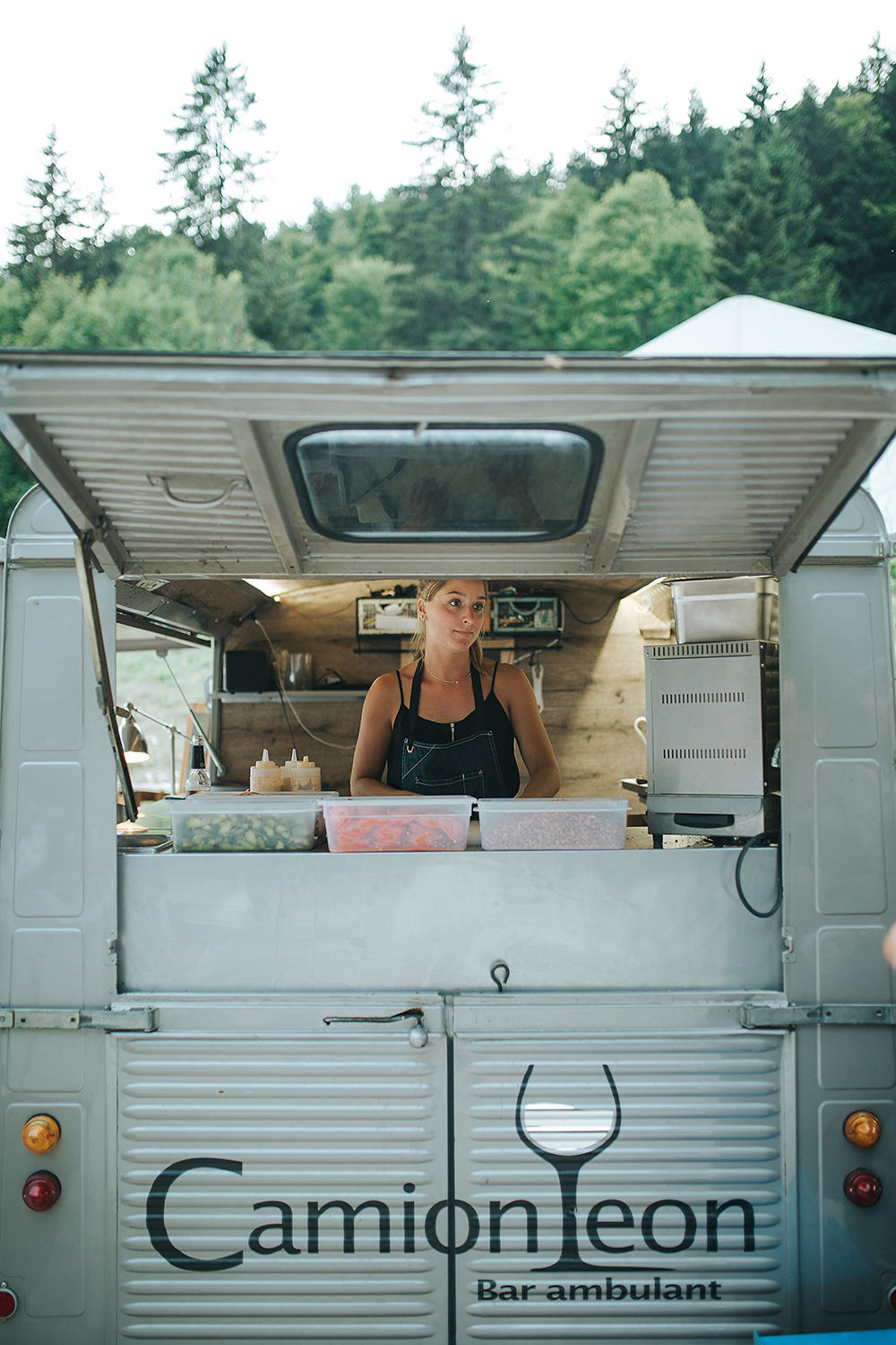 Une fête de l'amour à la Grange aux Fées - Joséphine + Léopold - Blog Mariage Madame C