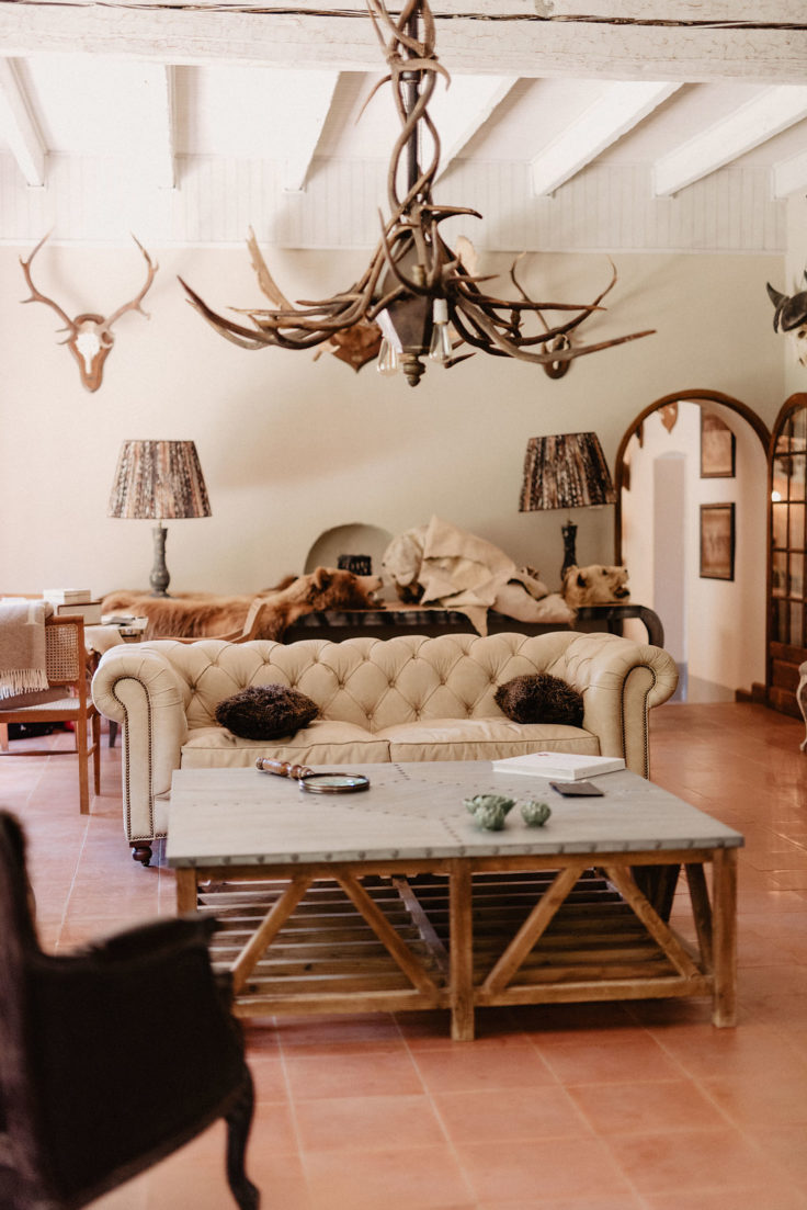 Mariage à la Commanderie de Peyrassol - Géraldine + Benjamin - Blog Mariage Madame C Mariage à la Commanderie de Peyrassol - Géraldine + Benjamin - Blog Mariage Madame C