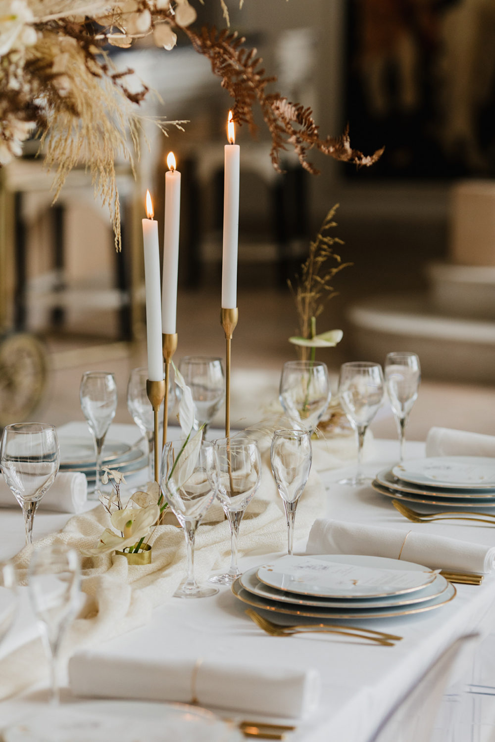 Un mariage d'or et de blanc sur la Côte d'Azur - Blog Mariage Madame C Un mariage d'or et de blanc sur la Côte d'Azur - Blog Mariage Madame C