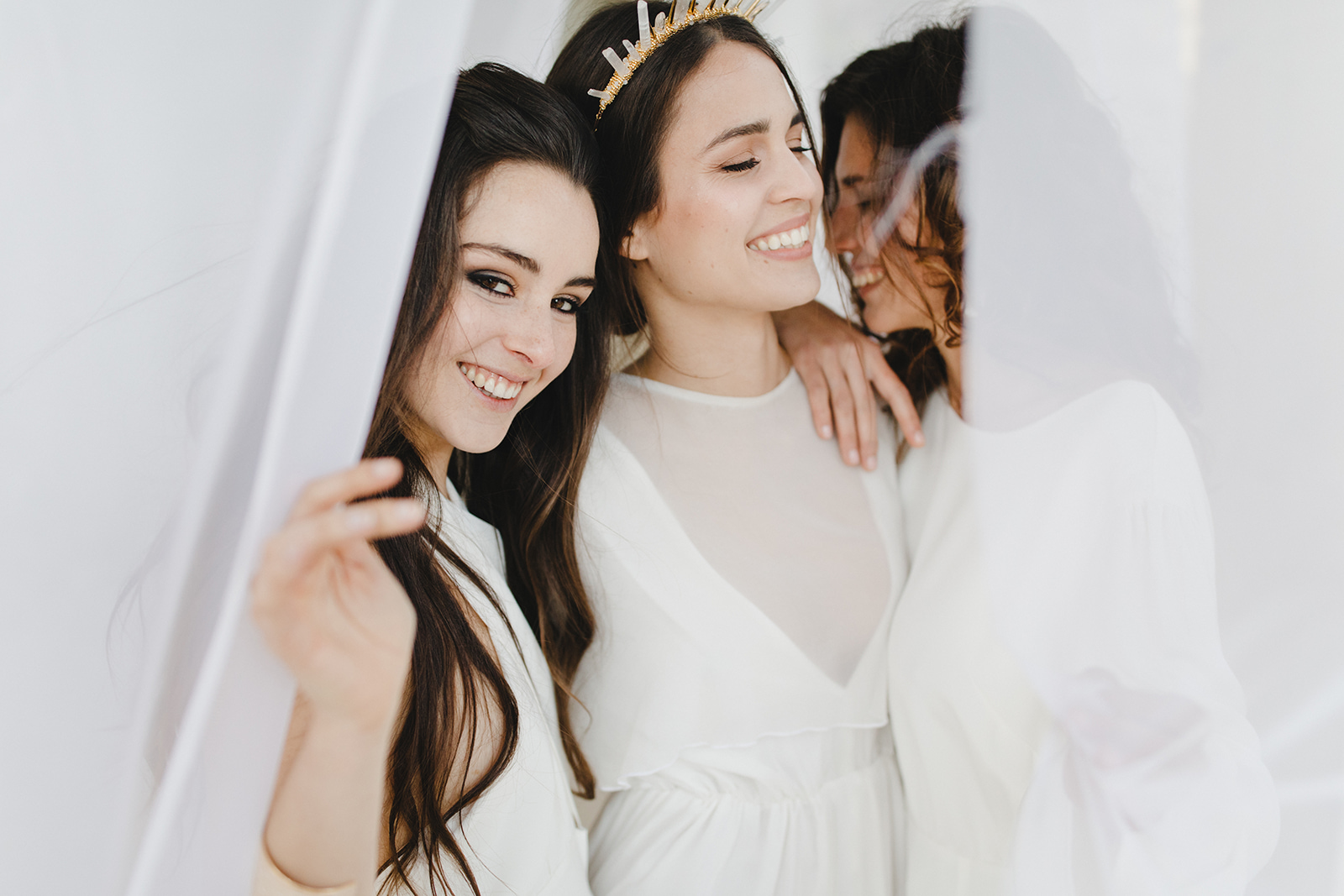 Un mariage d'or et de blanc sur la Côte d'Azur - Blog Mariage Madame C Mariage élégant or et blanc // Crédits - D'amour et de déco - Sébastien Boudot