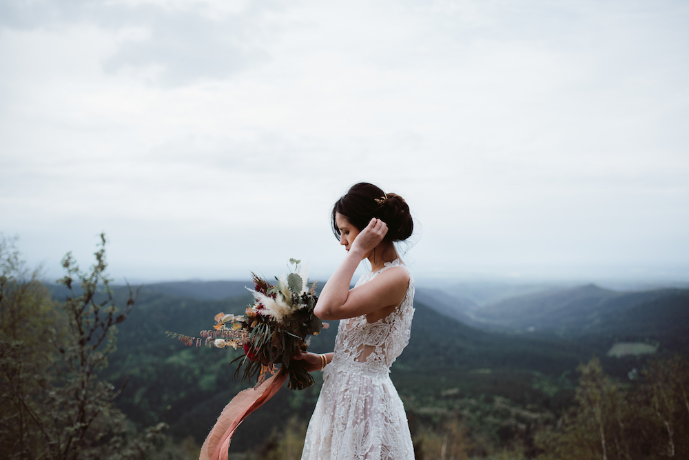 Un elopement bohème en Alsace - Hélène + Jey - Blog Mariage Madame C Un elopement bohème en Alsace - Hélène + Jey - Blog Mariage Madame C