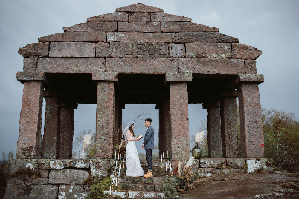 Un elopement bohème en Alsace - Hélène + Jey - Blog Mariage Madame C Un elopement bohème en Alsace - Hélène + Jey - Blog Mariage Madame C