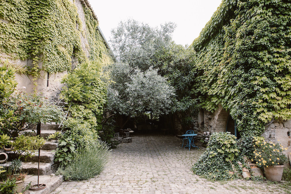 Mariage à Uzès - Charlotte + Rémi - Blog Mariage Madame C