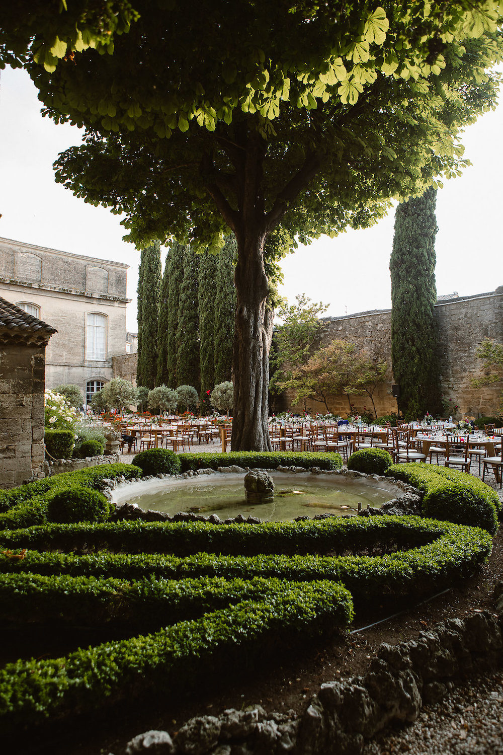 Mariage à Uzès - Charlotte + Rémi - Blog Mariage Madame C